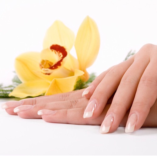 Q NAILS - manicure